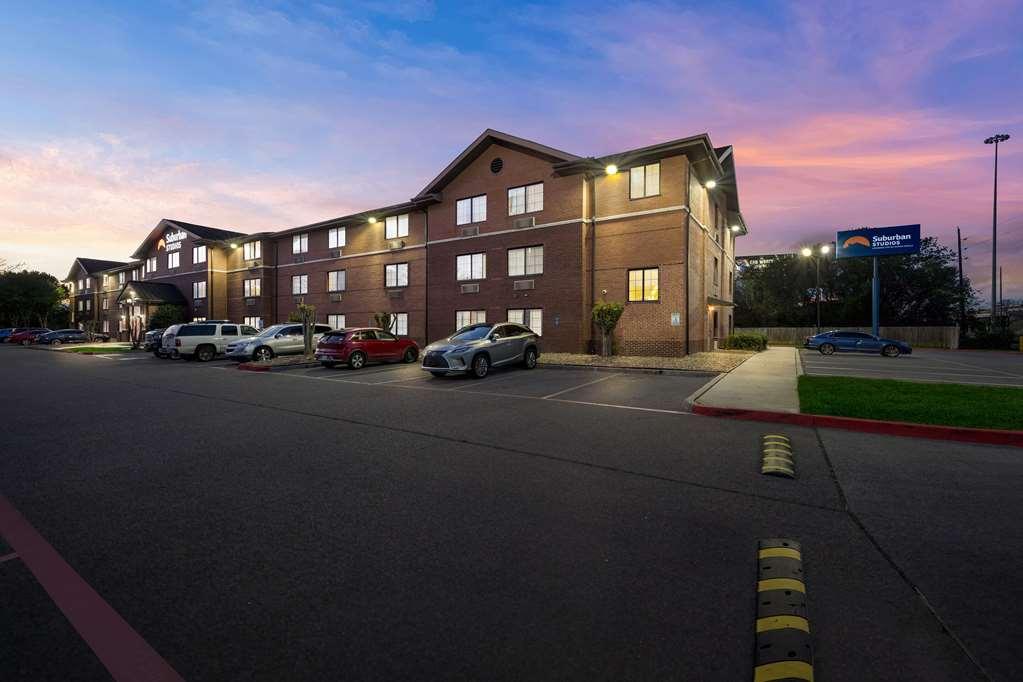 Suburban Studios Houston North I-45 Ngoại thất bức ảnh