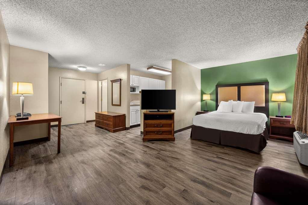 Suburban Studios Houston North I-45 Phòng bức ảnh